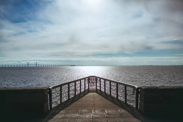 Puente de Oresund vista panorámica desde la ciudad de Malmo —  Fotos de Stock