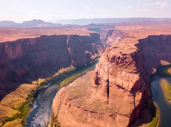 Horseshoe Bend which is a famous meander on river Colorado — Stock Photo, Image