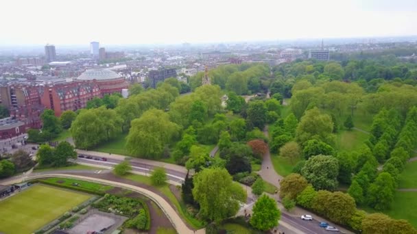 Volando Por Encima Del Parque Hyde Londres Hacia Monumento Albert — Vídeos de Stock