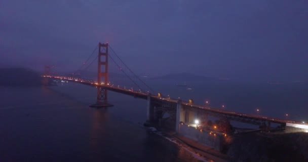 Повітряні Панорамний Нічний Погляд Мосту Золоті Ворота Сан Франциско Каліфорнія — стокове відео