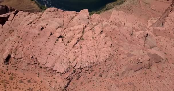 Вид Воздуха Подкову Реки Колорадо Знаменитый Меандр Реке Колорадо Недалеко — стоковое видео