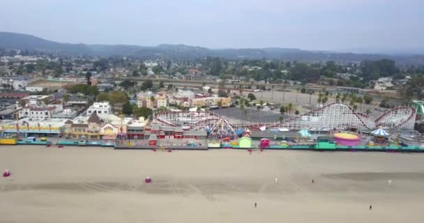 Vista Aérea Ciudad Santa Cruz California Cerca Monterey Con Montañas — Vídeo de stock