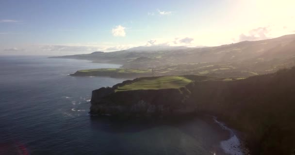 Vista Aérea Mágica Los Acantilados Isla Las Azores Orillas Del — Vídeos de Stock