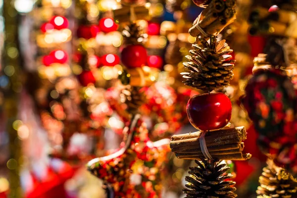 Lindos Juguetes Regalos Navidad Mercado Navidad Frankfurt Alemania Juguetes Árbol —  Fotos de Stock