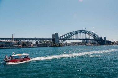 Güzel liman köprü görünümü Sydney Avustralya'da. 30 Ağustos 2017.