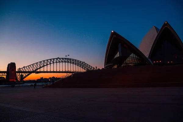 Kaunis Yönäkymä Sydneyn Oopperataloon Yöllä Sydneyssä Australiassa Elokuu 2017 — kuvapankkivalokuva
