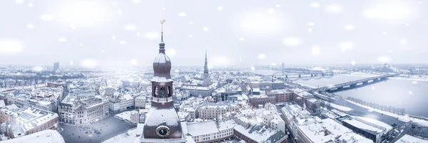 Panoramisch Uitzicht Oude Stad Van Riga Winter Overdag Sneeuwt Riga — Stockfoto