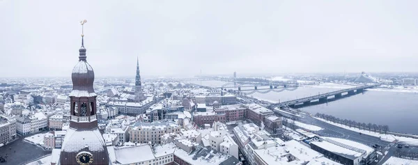 Panoramisch Uitzicht Oude Stad Van Riga Winter Overdag Sneeuwt Riga — Stockfoto