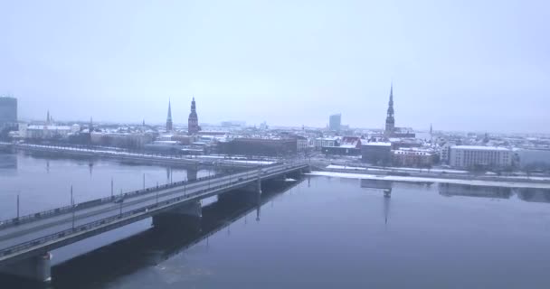 Überfliegen Der Riga Luftaufnahme Der Winterlichen Altstadt Von Riga Lettland — Stockvideo