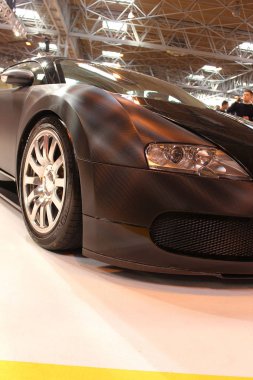 Birmingham - 10 Ekim 2012: Bugatti Veyron araba Birmingham, İngiltere'de Top Gear otomobil fuarında.