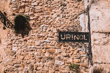 Lizbon, Portekiz eski bir tuvalet işareti