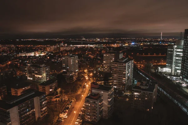德国法兰克福 2017年10月10日 晚上法兰克福生活区区域的夜视图 — 图库照片