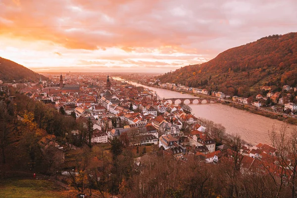 Hermosa Vista Aérea Del Casco Antiguo Heidelberg Alemania Durante Atardecer — Foto de Stock