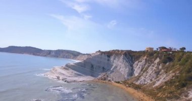 Havadan fotoğraf merdiven sahil Realmonte Porto Empedocle Güney Sicilya İtalya yakın tarihinde İtalyan Scala dei Turchi kayalık uçurum Türkleri, bu popüler turistik hale geldi