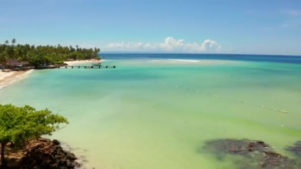 ピジョンポイント トバゴ トリニダード トバゴ カリブ海 西インド諸島 トリニダード トバゴの黄金のビーチの空中ビュー — ストック動画