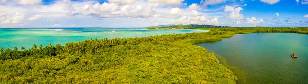 美丽的天堂马尔代夫热带海滩上岛的空中照片 夏天和旅行度假概念 — 图库照片