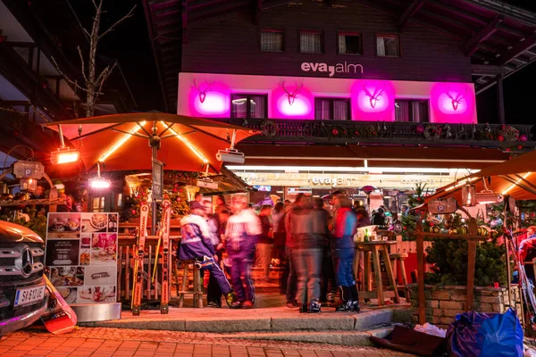 Saalbach Áustria Março 2019 Aldeia Bonita Estação Esqui Inverno Noite — Fotografia de Stock