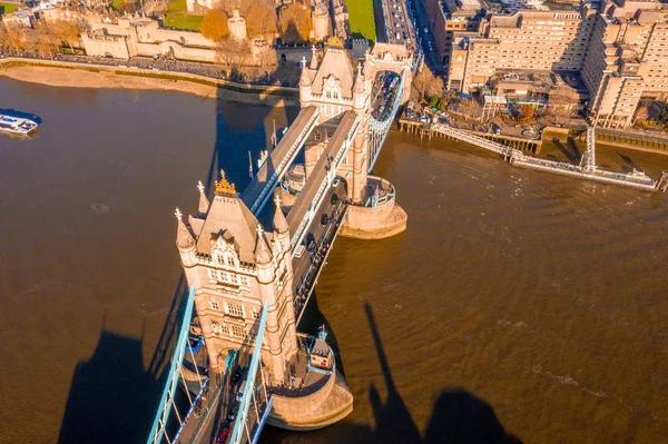 Vista Aérea Del Tower Bridge Londres Uno Los Puentes Puntos —  Fotos de Stock