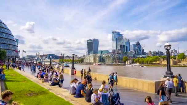 Mooi Uitzicht Het Zakelijke District Van Londen Met Veel Wolkenkrabbers — Stockvideo