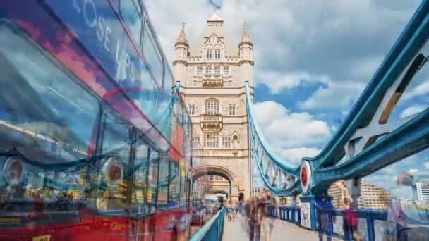 Tower Bridge Londynie Wielkiej Brytanii Otwarcie Mostu Pociągowego Jeden Angielskich — Wideo stockowe