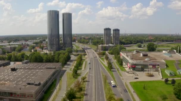 Bella Vista Panoramica Aerea Della Città Riga Lettonia Volare Parchi — Video Stock