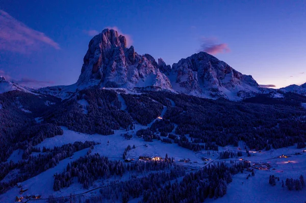 Bela Vista Panorâmica Das Montanhas Dolomitas Entardecer Durante Inverno Pôr — Fotografia de Stock