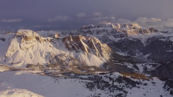 Beau Coucher Soleil Sur Les Alpes Italie Puissantes Montagnes Dolomite — Video