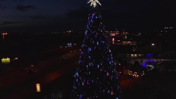 Árbol Navidad Más Hermoso Europa Ubicado Riga Letonia Restaurante Lido — Vídeos de Stock