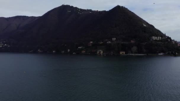 Letecký Pohled Krásné Como Jezero Hranici Itálie Švýcarska Létání Nad — Stock video