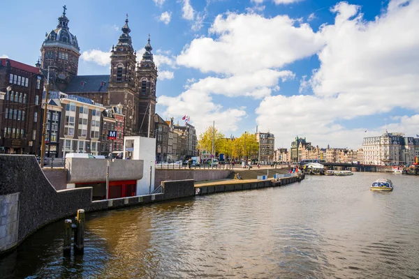 Amsterdam Netherlands May 2019 City Skyline Canal Waterfront Amsterdam Netherlands — Stock Photo, Image