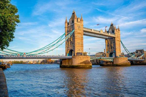 Magischer Blick Auf Die Tower Bridge Und Die Berühmten Wahrzeichen — Stockfoto