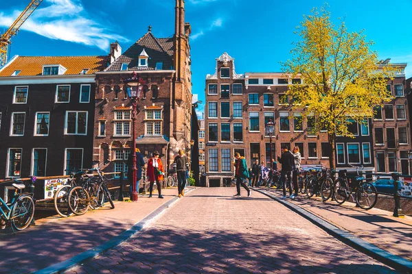 Amsterdam Países Bajos Mayo 2019 Canales Casas Tradicionales Típicas Durante — Foto de Stock