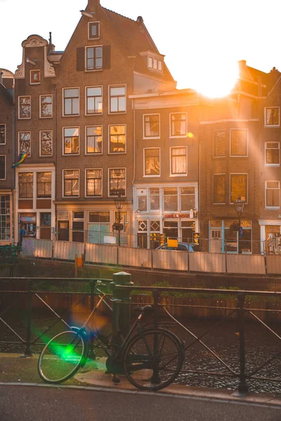 Amsterdam Países Bajos Mayo 2019 Canal Singel Con Casas Solariegas — Foto de Stock