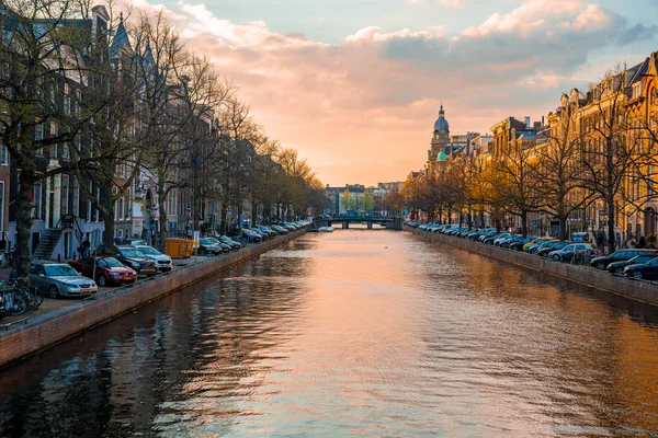 네덜란드 암스테르담 2019 네덜란드 홀란드 황혼의 시간에 전형적 하우스 빛나는 — 스톡 사진