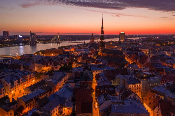 Linda Vista Aérea Panorâmica Cidade Velha Riga Entardecer Durante Pôr — Fotografia de Stock