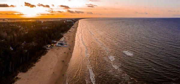 Letonya Nın Jurmala Şehrinde Destansı Mor Gün Batımı Baltık Denizi — Stok fotoğraf