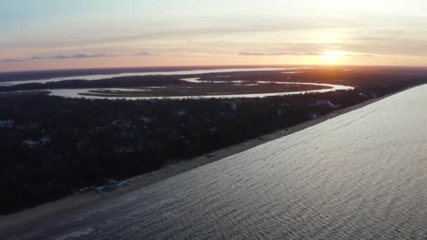 Krásný Epický Fialový Západ Slunce Městě Jurmala Lotyšsko Kouzelná Pláž — Stock video