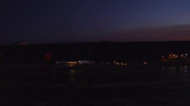 Plaj Lokantası Deniz kenarında yer almaktadır..