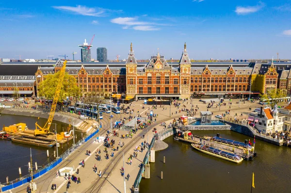 Αεροφωτογραφία Του Κεντρικού Σιδηροδρομικού Σταθμού Του Άμστερνταμ Από Ψηλά Στις — Φωτογραφία Αρχείου