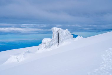 Tanzanya, Afrika 'daki Kilimanjaro Dağı Zirvesinde Güzel Buzul