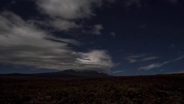 Tendas Montadas Acampando Base Monte Kilimanjaro Vista Timelapse Bonita Das — Vídeo de Stock