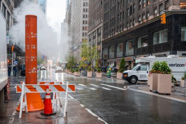 10 Mayıs 2019. New York, ABD. New York metrosu yeraltı buharı