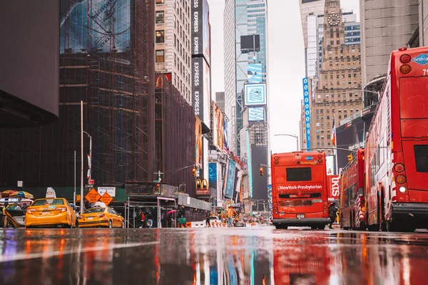 Nueva York City Mayo 2019 Las Multitudes Times Square Tráfico — Foto de Stock