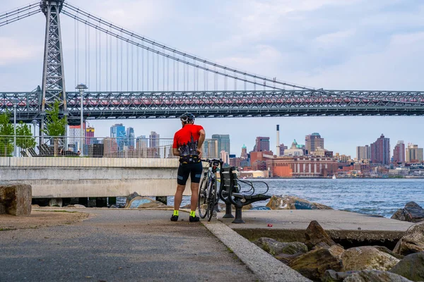 Panoramautsikt Över Williamsburgbron Sett Utifrån Domino Park Brooklyn New York — Stockfoto