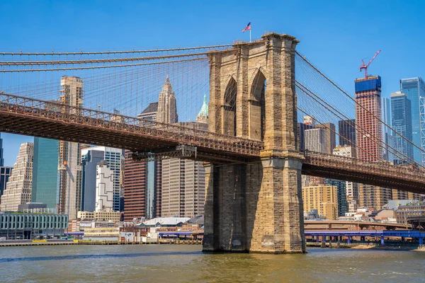 Бруклінський Міст Нижній Мангеттен Нью Йорку Ясним Блакитним Небом — стокове фото