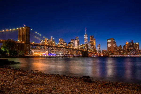 Magisk Kväll Solnedgång Utsikt Över Brooklyn Bridge Från Brooklyn Parken — Stockfoto