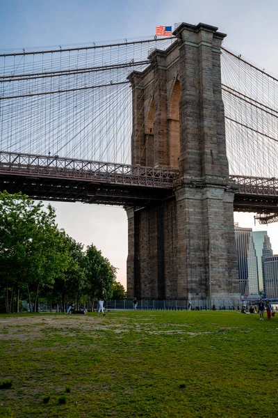 Vue Magnifique Coucher Soleil Sur Pont Brooklyn Depuis Parc Brooklyn — Photo