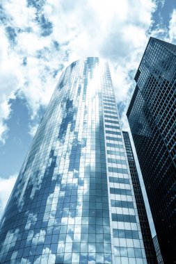 Manhattan, New York 'taki gökdelenlerin yakın görüntüsü.