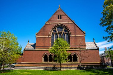 Cambridge 'deki Harvard Üniversitesi Tarihi Binası, Massachusetts, ABD.
