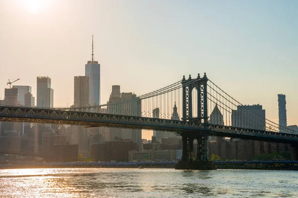 Вид Манхэттенский Мост Бруклинского Парка Видом Манхэттен Другой Стороны Реки — стоковое фото